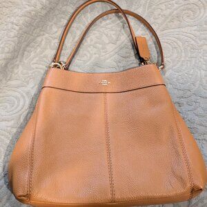 Coach Large Lexi in Pebble Leather